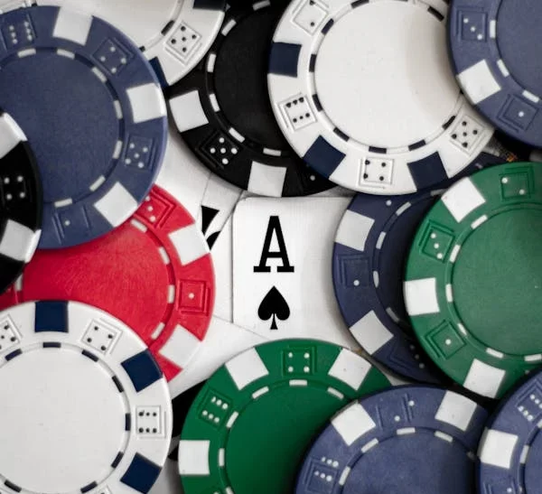 Play Smart: Gambling Etiquette for TA88 Users